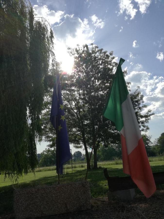 Agriturismo Boschi Reggiolo Exteriér fotografie